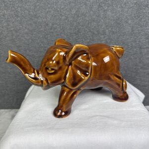 Lucky Elephant Ceramic Pipe Brown 7" Novelty